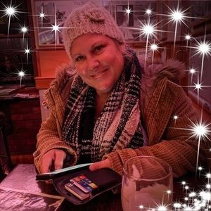 Meet your Posher, Toni